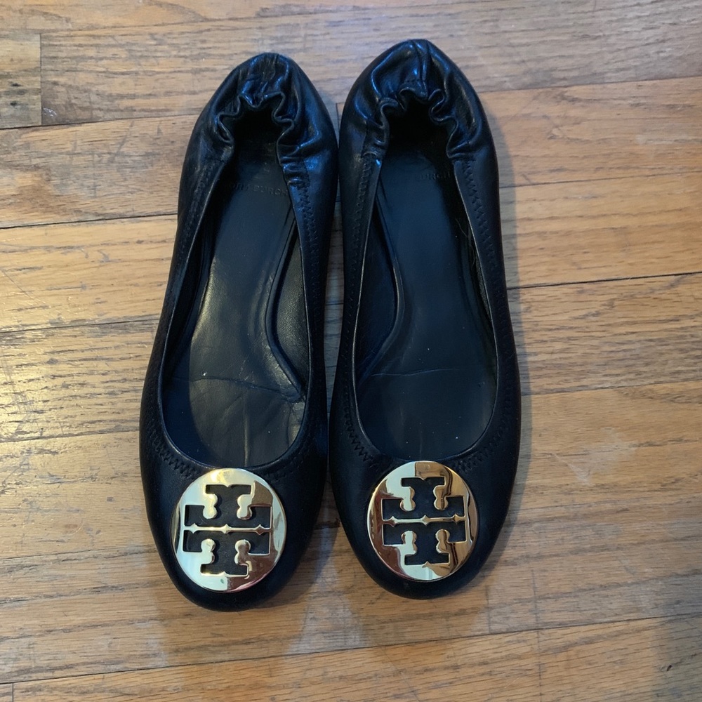Tory Burch Flats size 9!